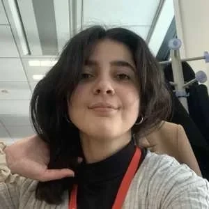 Léa, babysitter à Thiais