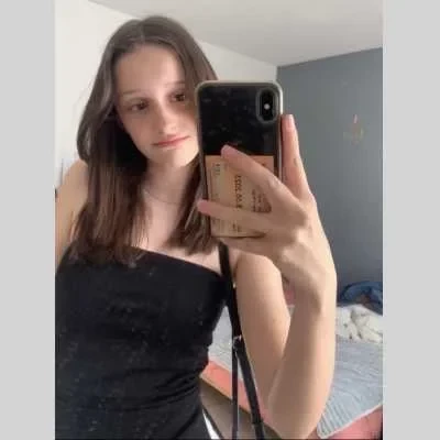 Hannah, babysitter à Montpellier