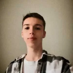 Bryan, babysitter à La Liviniere