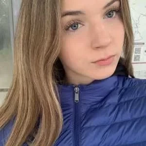 Agathe , babysitter à Ruy Montceau