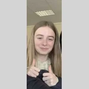 Lola, babysitter à Saint Bardoux