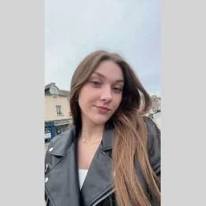 Agathe, babysitter à Beaussais sur Mer