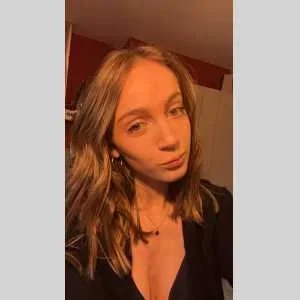 Eugénie, babysitter à Caen