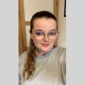 Amelie, babysitter à Pleine Fougeres