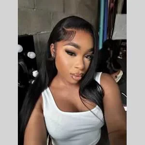 Lorna, babysitter à Houilles