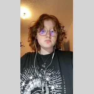 Aurore, babysitter à Jouy le Moutier