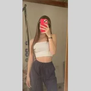 Lola, babysitter à Narbonne