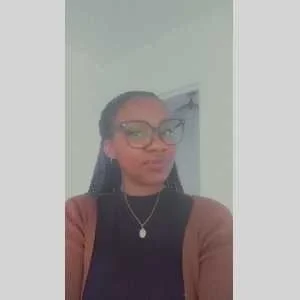 Lauranne, babysitter à Olivet