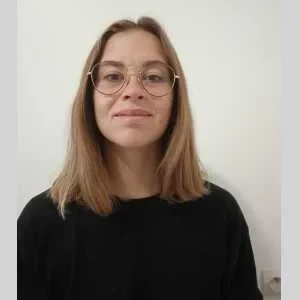 Constance, babysitter à Le Mans