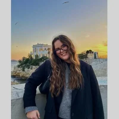 Serena, babysitter à Marseille