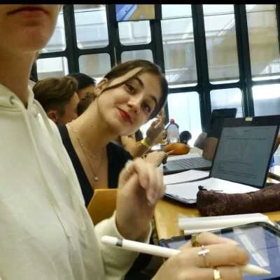 Chiara, babysitter à Ferney Voltaire