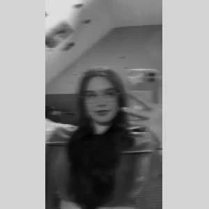 Angeline , babysitter à Lucy le Bois