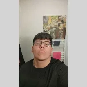 Noé , babysitter à Lille