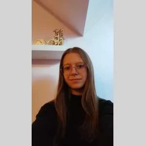 Clémence , babysitter à Saint Philbert du Peuple