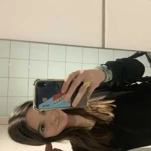 Nine, babysitter à Lyon