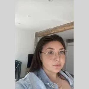 Mathilde, babysitter à Les Andelys