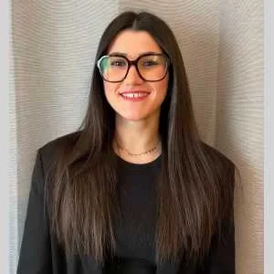 Emmeline, babysitter à Gorges