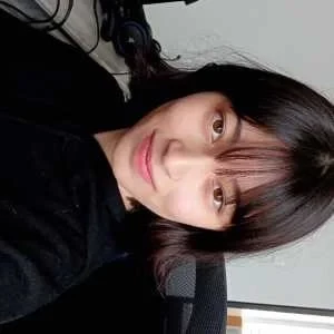 Maya, babysitter à Chantilly