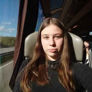 Sarah, babysitter à Plonevez du Faou