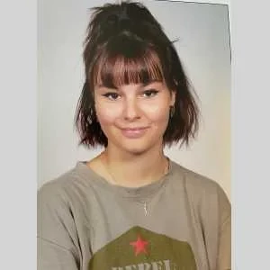 Clara , babysitter à Asnieres sur Seine