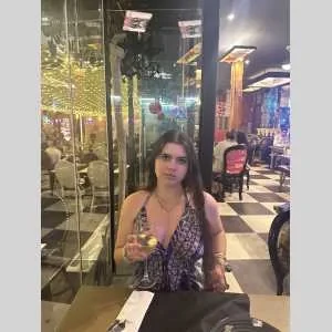 Ema, babysitter à Saint Laurent du Var