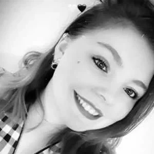 Lola, babysitter à Bourgoin Jallieu