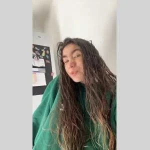 Melissa, babysitter à Loudeac