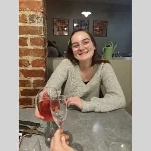 Solenn, babysitter à Brains