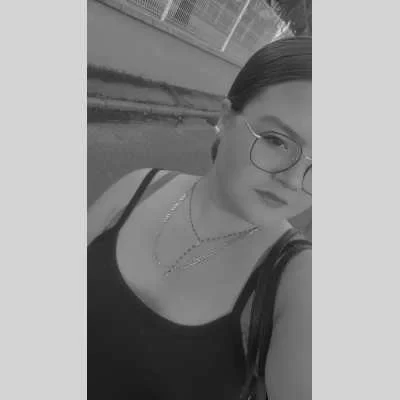 Andréa, babysitter à Ales