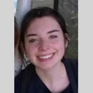 Marina , babysitter à Ramonville Saint Agne