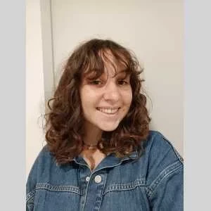 Ambre, babysitter à La Genetouze