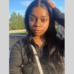 Francine, babysitter à Colombes