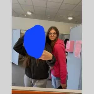 Stacy, babysitter à Bourges