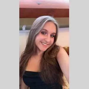 Clementine, babysitter à Velesmes Echevanne