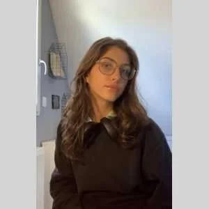 Solène, babysitter à Saint Meloir des Ondes