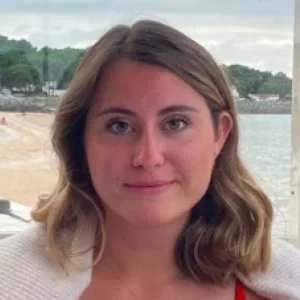 Alessia, babysitter à Perigny