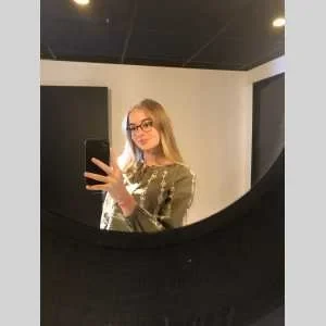 Inès, babysitter à Vertou