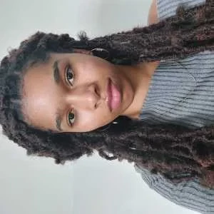 Kléa, babysitter à Le Havre