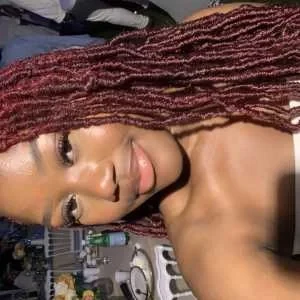 Marie , babysitter à Champs sur Marne