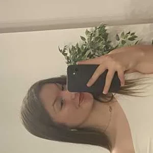 Helena, babysitter à Mantes la Ville