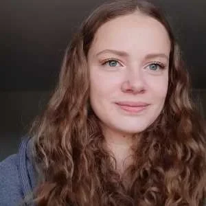 Ambre, babysitter à La Riche