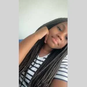 Estelle zoé, babysitter à Nice