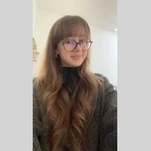 Lisa, babysitter à Saint Aignan