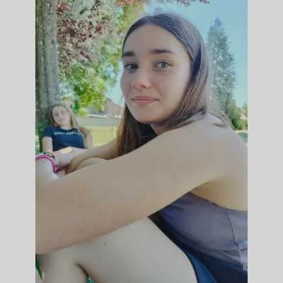 Evane, babysitter à Rosieres en Haye