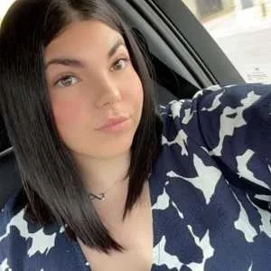 Julie , babysitter à Bruay la Buissiere