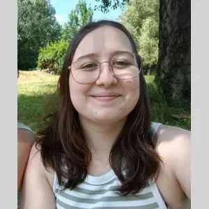 Elisa, babysitter à Grenoble