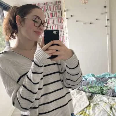 Séréna, babysitter à Guipel