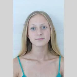 Alice, babysitter à Labruguiere