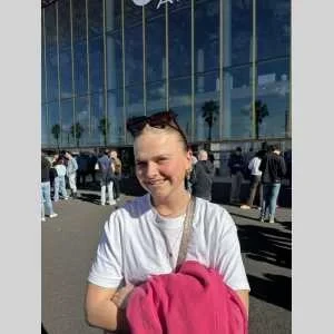 Léna, babysitter à Le Grau du Roi