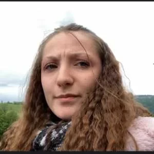 Julie, babysitter à Viplaix